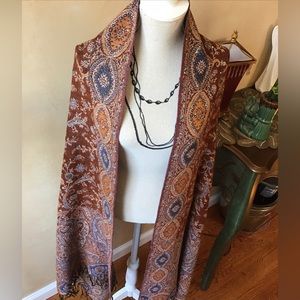 Paisley Print Wrap Reversible Scarf/Pashmina with Fringe in Rust Brown and Blue